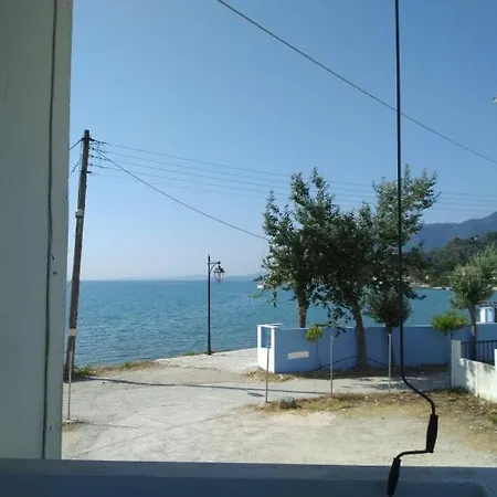 Ξενοδοχείο με διαμερίσματα Vandorou-lefkada