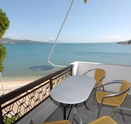 Vandorou-lefkada Ξενοδοχείο με διαμερίσματα