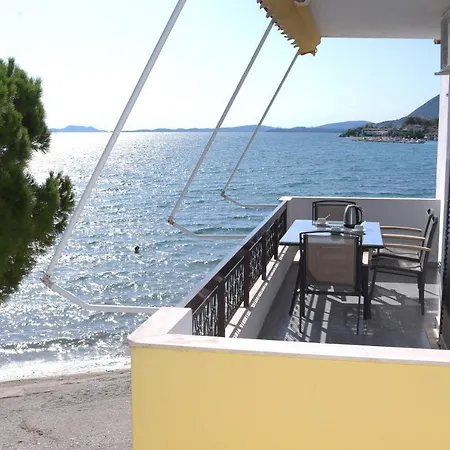 Vandorou-lefkada Λυγιά