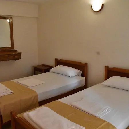 Vandorou-lefkada 3* Λυγιά
